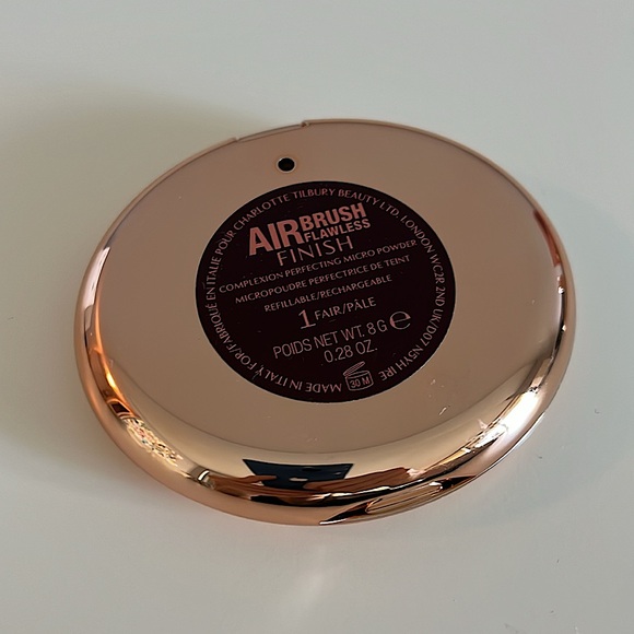 Girls Night Out Beauty Kit! MAC & Charlotte Tilbury - Picture 6 of 8